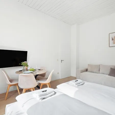 Mit Altbaucharme Apartament *